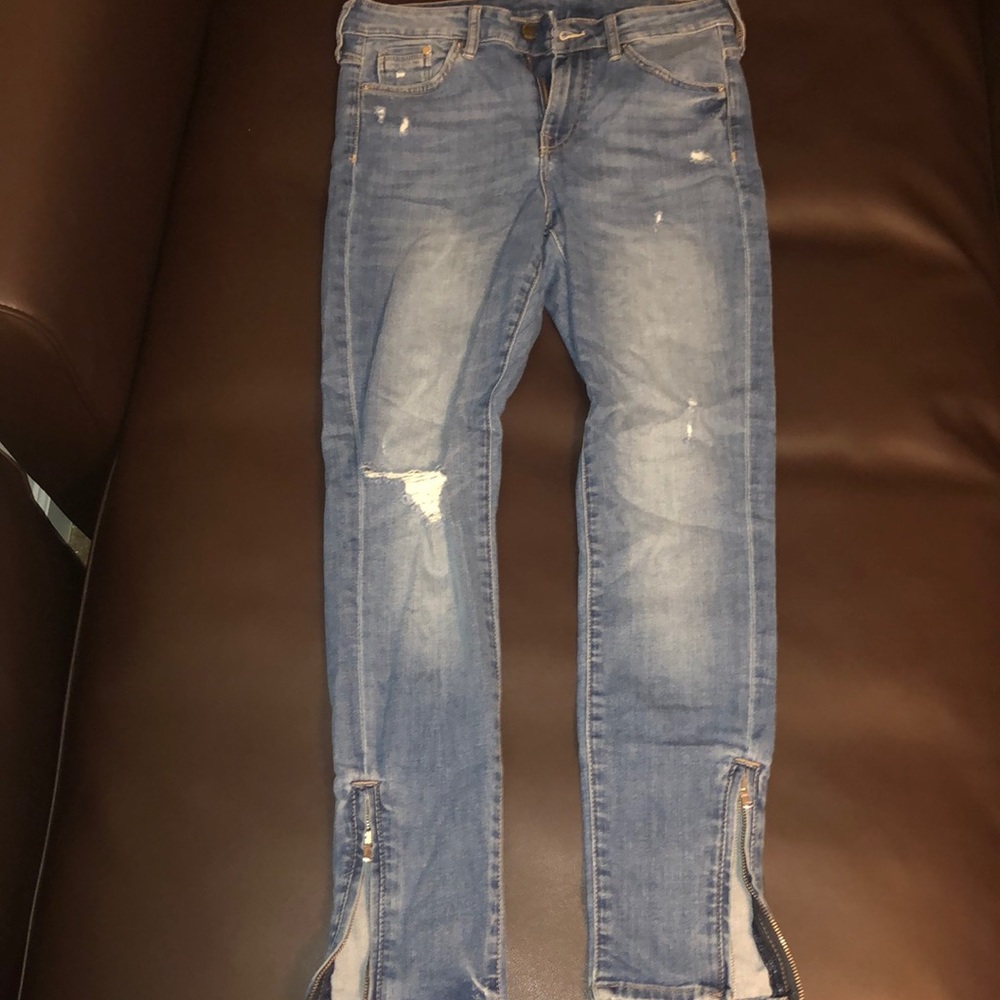 Francesca’s Jeans with Zippers at the Ankles